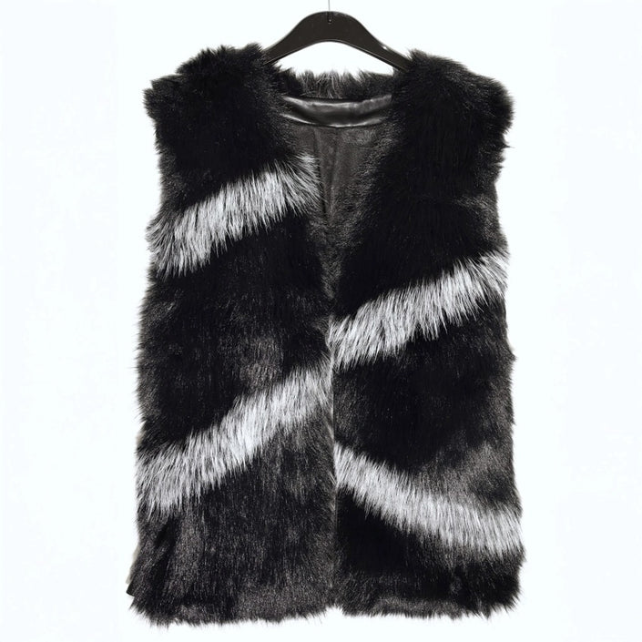 Faux Fur Geometric Accents Gilet (Jewelled Clasp)  Black/Grey