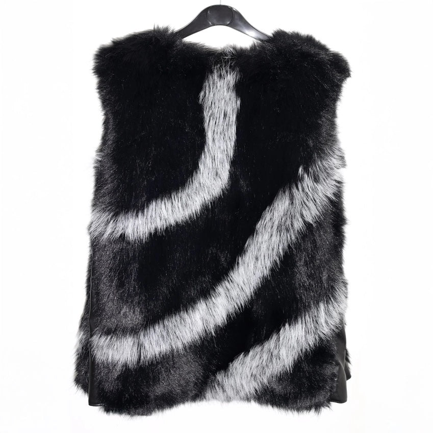 Faux Fur Geometric Accents Gilet (Jewelled Clasp)  Black/Grey