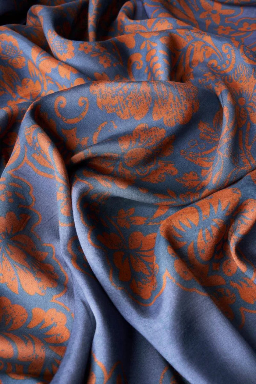 Powder_Painted_Denim_TapestryKimono_PKG57_djv-boutique