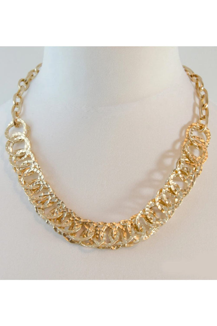 djv-tempest-Beaten-Circle-Link-Necklace