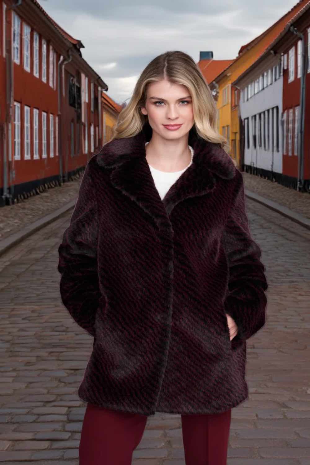 pia-rossini-donatella-coat-burgundy